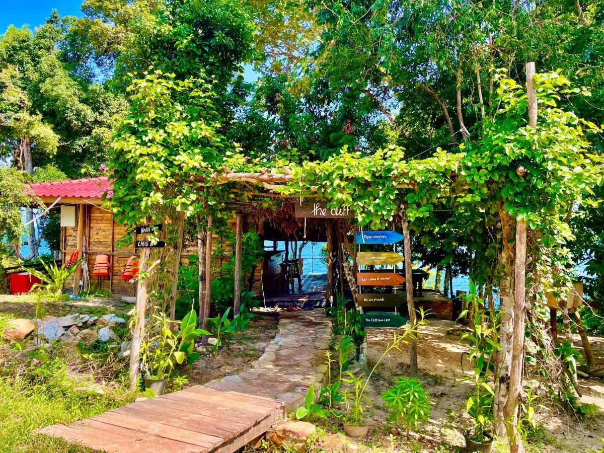 เดอะ คลิฟ โฮสเทล เกาะรงสำลน ภายนอก รูปภาพ